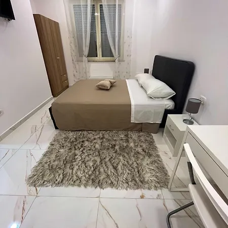 Dodo & Fofo Oda ve Kahvaltı Napoli